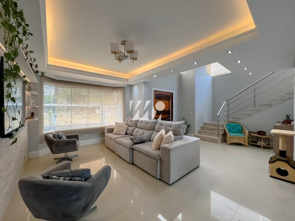 Casa em Pedra Branca, Palhoça. 3 quartos, 300m². Imagem 3 de 13